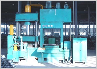HLE6 BENDING
COOL-PUSHING MACHINE